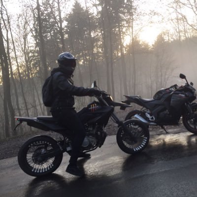 24 | 🏍️….💨