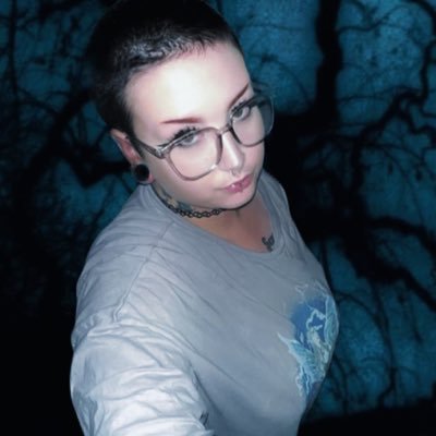 streamer / artist / funny cunt