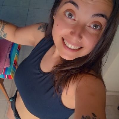 Mi familia mi todo 💕
Sabalera ❤️🖤⚽️
Leonina 🦁
TO 🌈🪁🧩🎨🪅
Masajista 🙌💆♀️
Mamá de Geronimo 🫃🏼 Tango y Serena 🐶 🐶