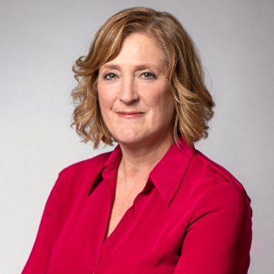 Limerick businesswoman. Community activist. JP McManus Benevolent Fund board member. Team Limerick Clean-Up co-founder. 💚🤍