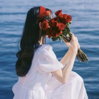 Sophia (@akdosdjio) 's Twitter Profile