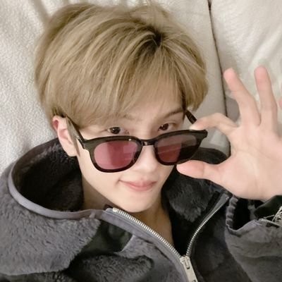 052js_'s profile picture. this account was made to admire a park jisung