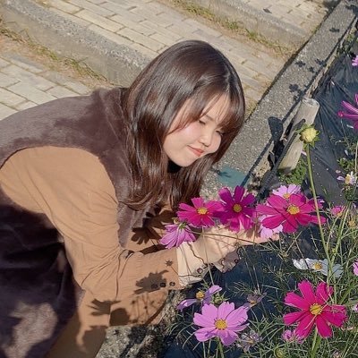 【レベルアップしたいあなたをサポートします】25歳|”お気に入りのカフェで仕事する”を叶えた元料理人|料理とお菓子作りが息抜き|『個人で稼ぐ力を身につけたい』『成長し続けたい』あなたをサポートするための発信|副業をはじめて真っ暗なトンネルに迷い込んでしまったあなたを救います|レベルアップのために簿記の勉強中🌟