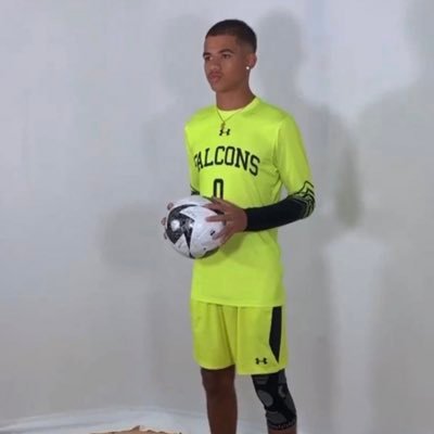 SHS 25’
Starting varsity keeper