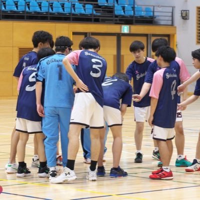 学習院大学ハンドボール部新歓アカウントです🤾‍♂️🌸◎練習日：火木土(17:00〜)多目的コートで活動中！！初心者大歓迎です👋🏻プレイヤー＆マネージャー大募集中！【体験希望・質問等DMへ気軽にどうぞ✉️！】@gakushu_hand Instagramはこちらから⤵︎