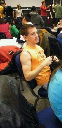 Tann0r's profile picture. Out of high school, 18