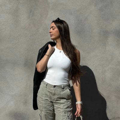 rebeccaprosp's profile picture. cantante profesional en la ducha