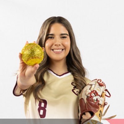 Deer Park HighSchool class of ‘26 ~ CF/LF/RF ~ bombers htx 18u dees #13 ~ 3.7 GPA NSCA : isabellaantu email ~ izzyjaye13@icloud.com