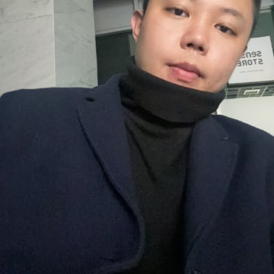 北部男子，生活崇尚 work hard & play hard 的態度，所以這裡就是我 play hard 的地方啦🤪