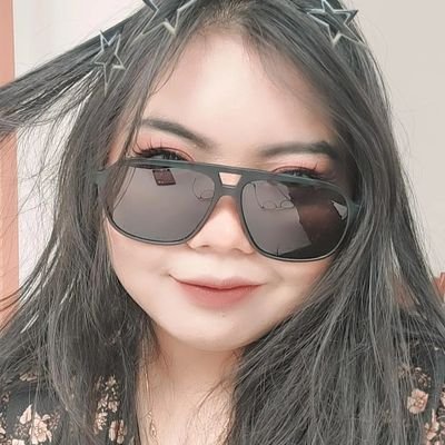 heyssaws's profile picture. overwhelmed