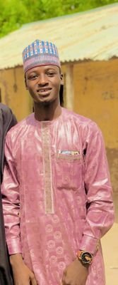 My name is abubakar umar i am pour man