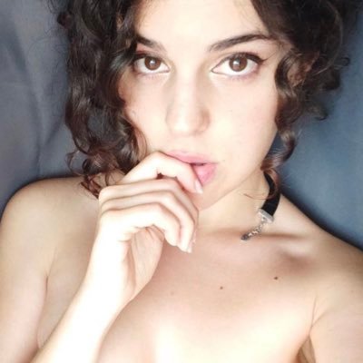 BU of: @irenekitten | Your sweet and natural curvy girl. Wanna play? 🤍🫧 https://t.co/qP4kZOTo6n