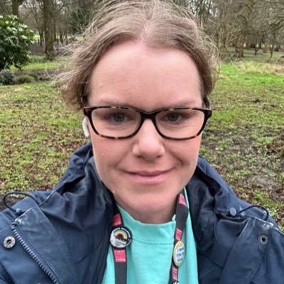 #ActuallyAutistic #ADHD | ESRC funded PhD student (social policy) Cardiff Uni | Voluntary non-exec Director @AutisticUK  | Run buddy @sherunscardiff | She/Her