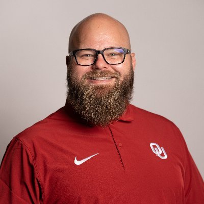 Husband to @BeccaOpheim | Director of Fan Engagement & Experience for @OU_Athletics | Formerly at Mississippi State and Wazzu | Born and raised in IA