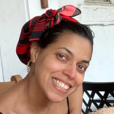 Latina born & raised in NY. Former NYC veteran teacher, current ed researcher in teacher mental health for Latina and Black women. Creator of the Radical Refuge