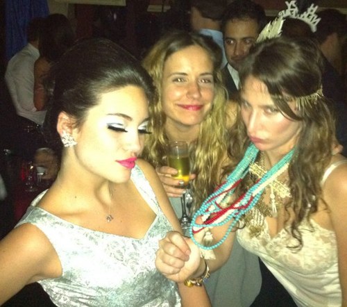 sweeetmeli's profile picture. I paint with fabric....