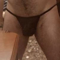 cam4/ribes27
valencià de poble i morbós 🔞
@ojumiarma.bsky.social