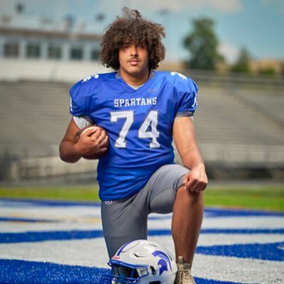 |5’11| |240| |Football| |DL| |Track&Field| |Shot&Disc| |3.7 GPA| |C/O 27| Mid Valley |Gmail-jasongardenhire@mvsd.us|