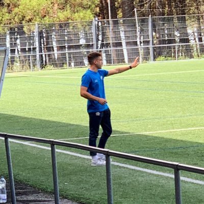 🏋🏽‍♂️Coordinador PF Cantera ⚽️Entrenador Juvenil A @clubjuvcambados | CCAFD | Máster PF Fútbol, Investigación AFDS, Profesorado EF | TD Fútbol N2