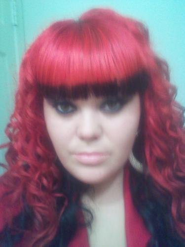 laurieA973's profile picture. Doing me and my 3