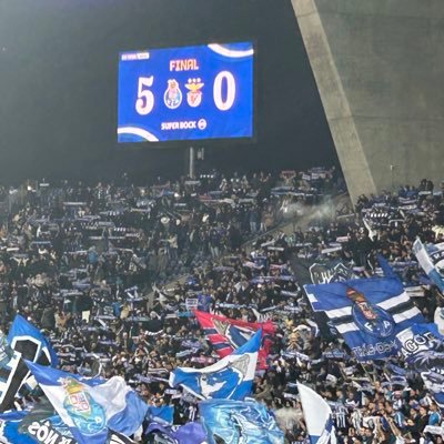 sandrogomes1112's profile picture. 