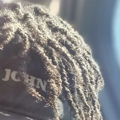 ive just turned 19 this January, | 6'3| Black/lightskin | straight | Dms open| i am gonna start streaming | professional hype man