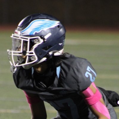 -C/O 25 • Defense back • 5’10 • 147 lbs • 3.00 GPA • 4,50 shuttle • Email: miguelperales723@gmail.com
