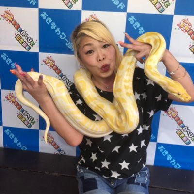 UKATSU1193's profile picture. 新宿ゴールデン街UKATSUのママです。毎日楽しくお酒を飲んでいます。19:00開店から25時か26時閉店。新しいカウントになりました。これからこちらでよろしくお願いします。