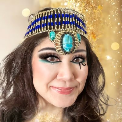 KymbAkaBetty's profile picture. Graphic Designer, VisualCreator. Learning Bellydance💖