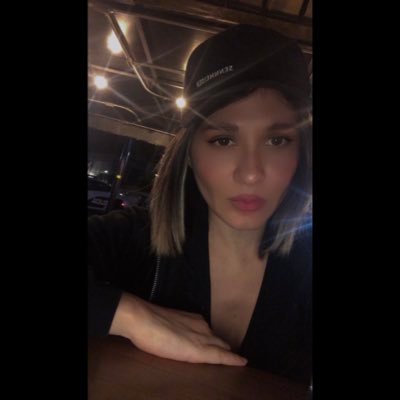 badmoiselle_'s profile picture. dj/producer ;) exflight attendant