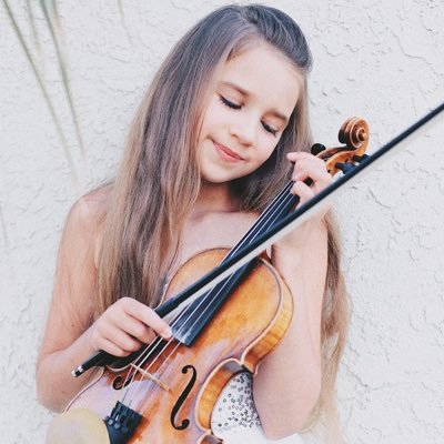 I’m 15-year-old violinist.  I play violin with passion and my performance will make you feel happy! Thank you so much for following & watching my videos ❤️