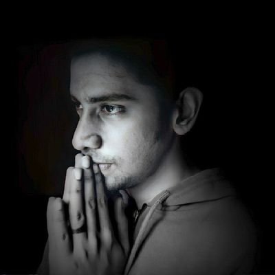 Sheshanth8hari's profile picture. ➡7'teen || míndѕєt️💸
🌙♥️
~N̶o̶t̶ i̶m̶p̶e̶r̶s̶o̶n̶a̶t̶i̶n̶g̶!¡
             ✘✘✘✘✘
A Flawless ending
📍tuníѕíαn🏁