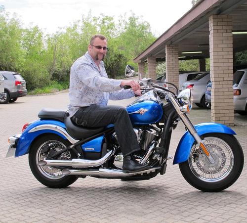 Professional Interests: Full-stack Dev; Java; Spring Boot; Bootstrap; Javascript / Personal Interests: Genealogy, riding my motorbike (with my club)