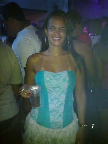 renataflaviah's profile picture. 