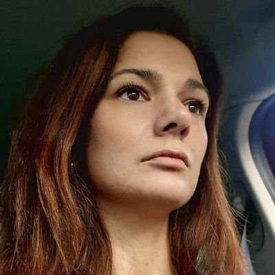 jeanneica's profile picture. 