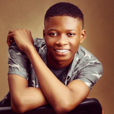 DanielMelv55619's profile picture. I help brands boost their productivity, relevance and  dominance over their competitors with our designs. Let's help create a solution and bring your vision. 💜