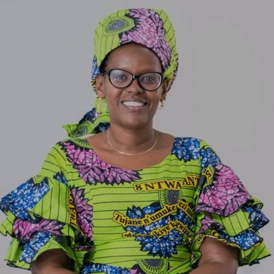 Hon Evelyne Butoyi🇧🇮