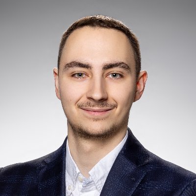 🇵🇱 by design, 🇨🇦 by heart. @polskojaponska student and @Modern_Hosting co-founder.