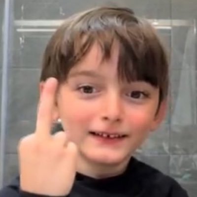 n queria ter voltado pra cá, mas tudo acontece primeiro aq