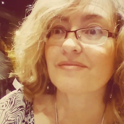 RiusMontse's profile picture. Comunicadora y #copywriting inmersa en los entresijos de la #AdministraciónPública. Madre de deportista #pádel