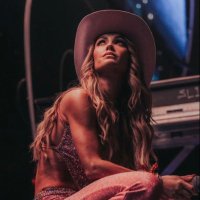 ju 卌 ⭐ (@lonelyheartann) 's Twitter Profile