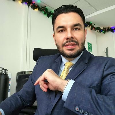 Abogado 👨🏻‍💼UNAM
Especialista en Derecho Administrativo
Titular del Órgano Interno de Control en la Secretaría de las Mujeres CDMX.