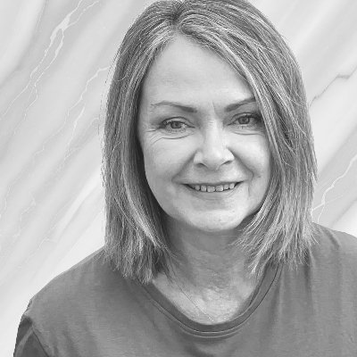 Früher Kurier/Kulturredaktion.
Autorin/Journalistin/Content-Makerin
@caro234.bsky.social