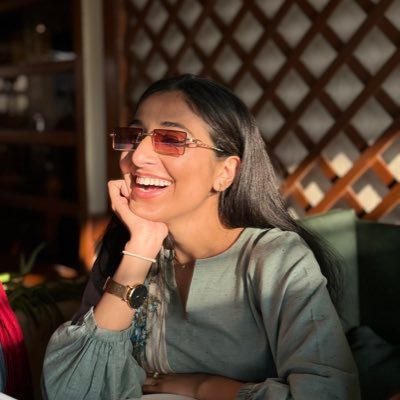 mahnoorkeenMD's profile picture. KMC ⚕️| IM enthusiast | cinematography 🌚