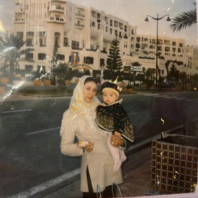 وَإِذا سَأَلَكَ عِبَادِي عَنِّي فَإِنِّي قَرِيبٌ ۖ أُجِيبُ دَعْوَةَ الدَّاعِ إِذا دَعَانِي