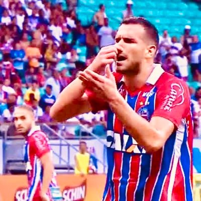 Comentarista de mesa de bar. @EcBahia e futebol. 
🤯 Segredo de estado: Lucas Fonseca, que fim levou?👃🏼