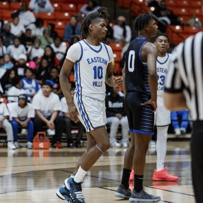 Texas Wildcats Puma NXT 🐈‍⬛ / Eastern Hills High School / 6’4 Combo guard/ Contact: 682-419-8590