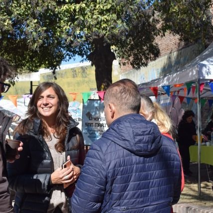 Apasionada, de esas que creen que si no es con pasión es mejor que no sea
Mujer 🚺