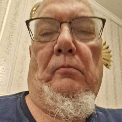 danpowell69a's profile picture. 