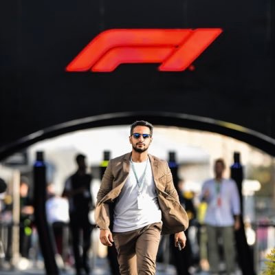 سائق سباقات محترف🏎️…محلل فورمولا1 و معلق ..وفي الجانب الاخر مهندس👷🏻♂️|F1|#فورمولا1
